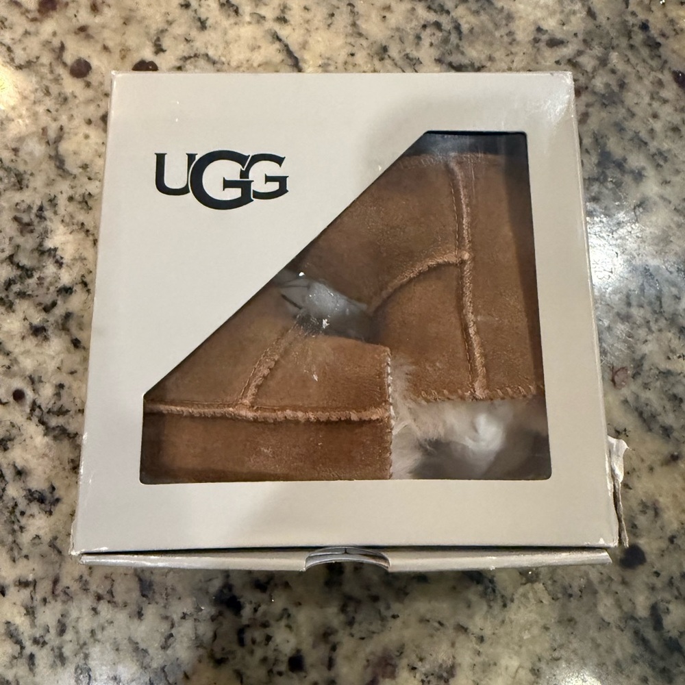 UGG Chestnut Infant Suede Booties with Shearling